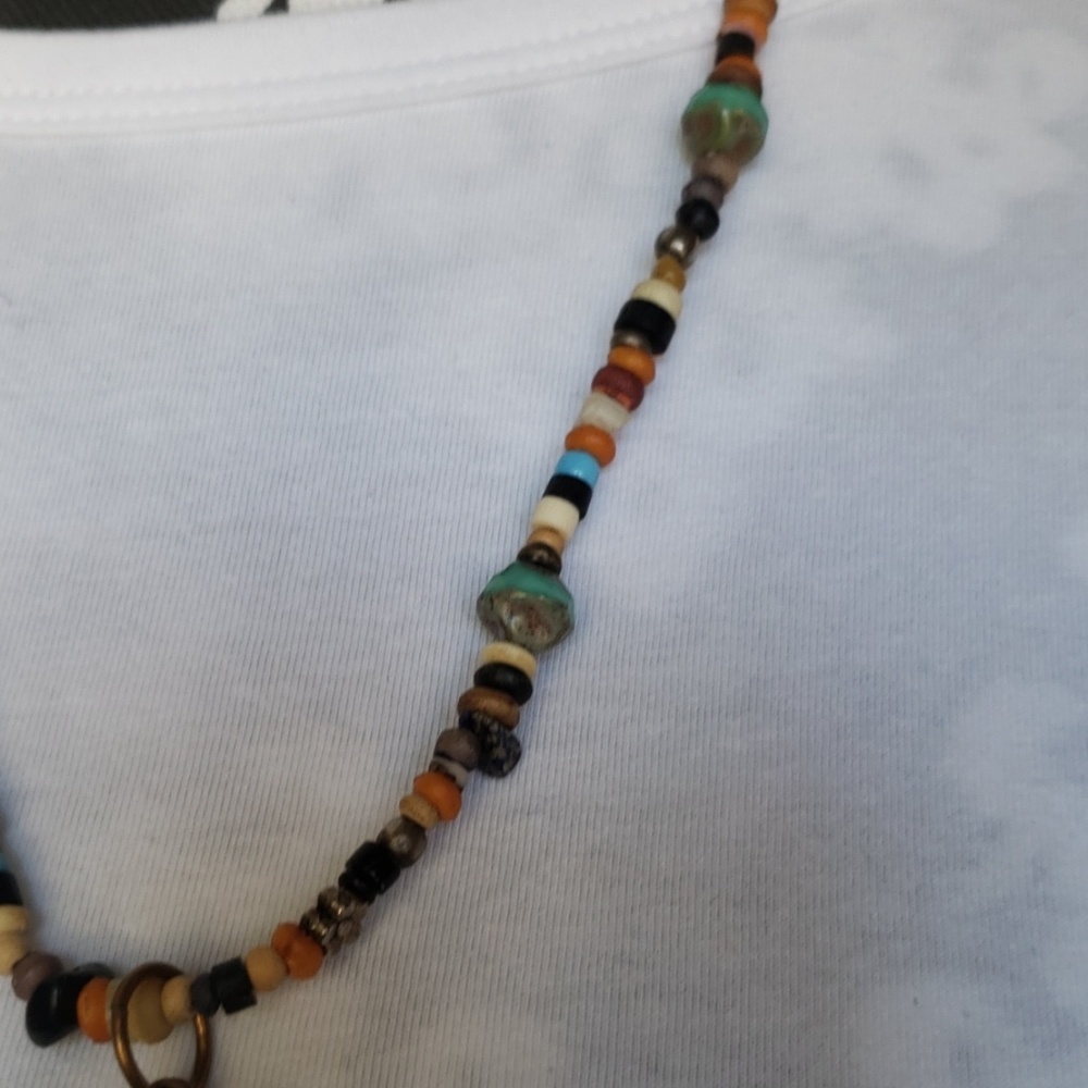 Multicolored beaded peace necklace - Picture 3 of 3